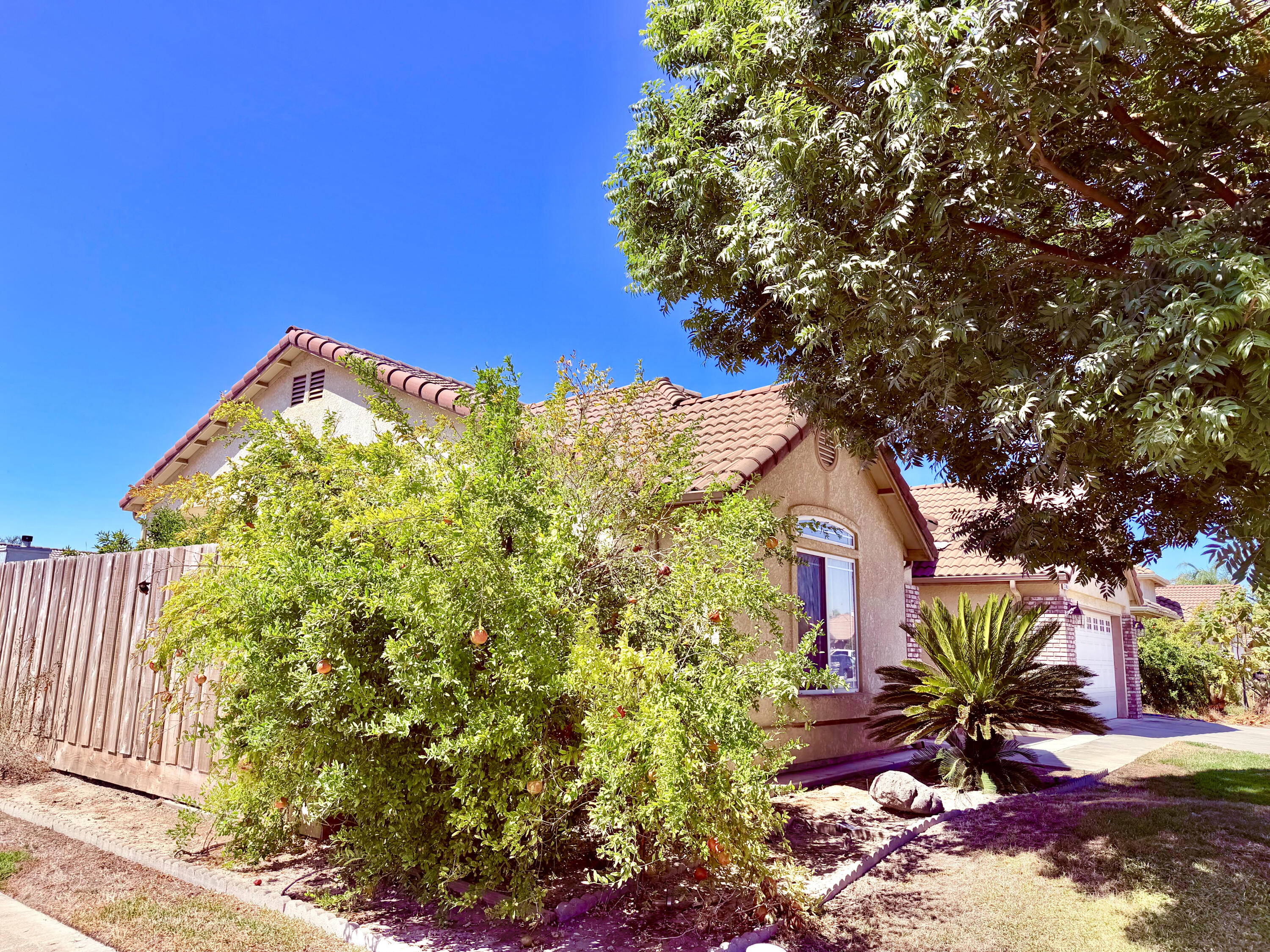 Residential in Hanford 2