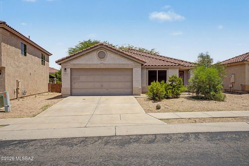 3500 N Crystal Hill Ave, Tucson, AZ, 85745-7135 | Card Image
