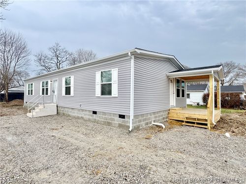 377 S Second Street, Austin, IN, 47102 | Card Image