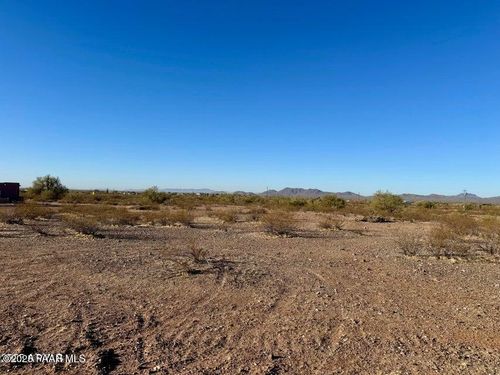 XX00 W Opportunity Way, Morristown, AZ, 85342 | Card Image