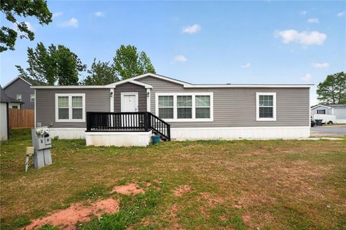 6 Breezewood Dr, Lovejoy, GA, 30228-1696 | Card Image