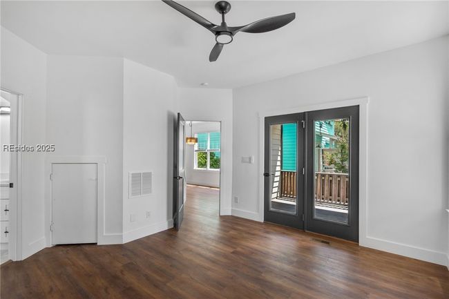 1003 10 Th St, House other with 3 bedrooms, 3 bathrooms and null parking in Port Royal SC | Image 13