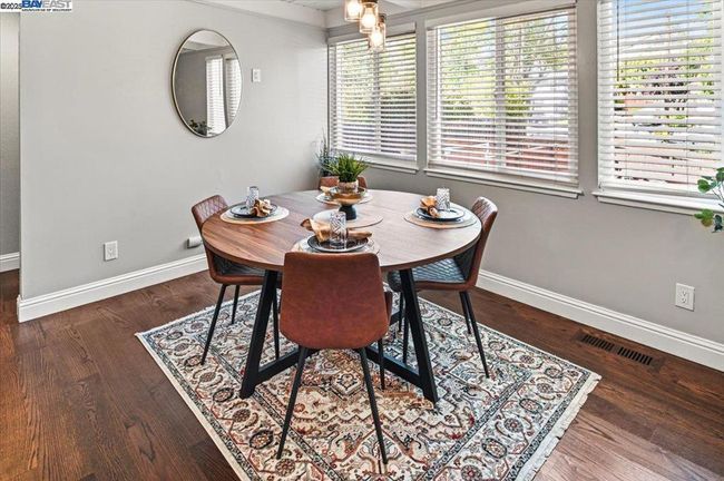 17860 Almond Rd, House other with 5 bedrooms, 4 bathrooms and 4 parking in Castro Valley CA | Image 16