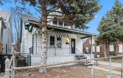 16676 Tuller St, Detroit, MI, 48221-4906 | Card Image