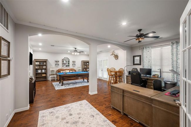 29518 Timber Trail St, House other with 5 bedrooms, 4 bathrooms and 2 parking in Spring TX | Image 9