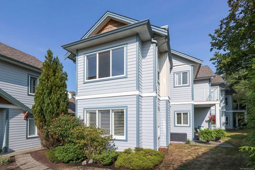 16-1646 Balmoral Ave, Comox, BC, V9M2N1 | Card Image
