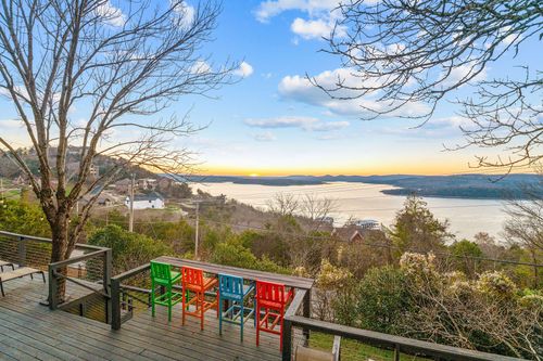 147 Liberty Ln, Kimberling City, MO, 65686-9210 | Card Image