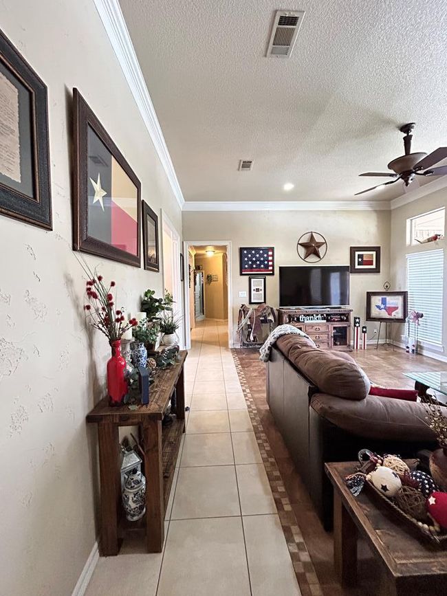 390 Hackberry Dr, House other with 5 bedrooms, 5 bathrooms and 3 parking in Andrews TX | Image 11