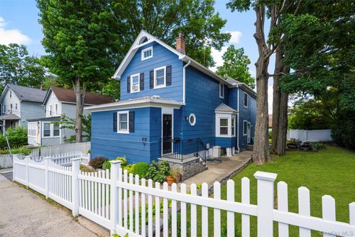 315 Maple Ave, Mamaroneck, NY, 10543-2527 | Card Image