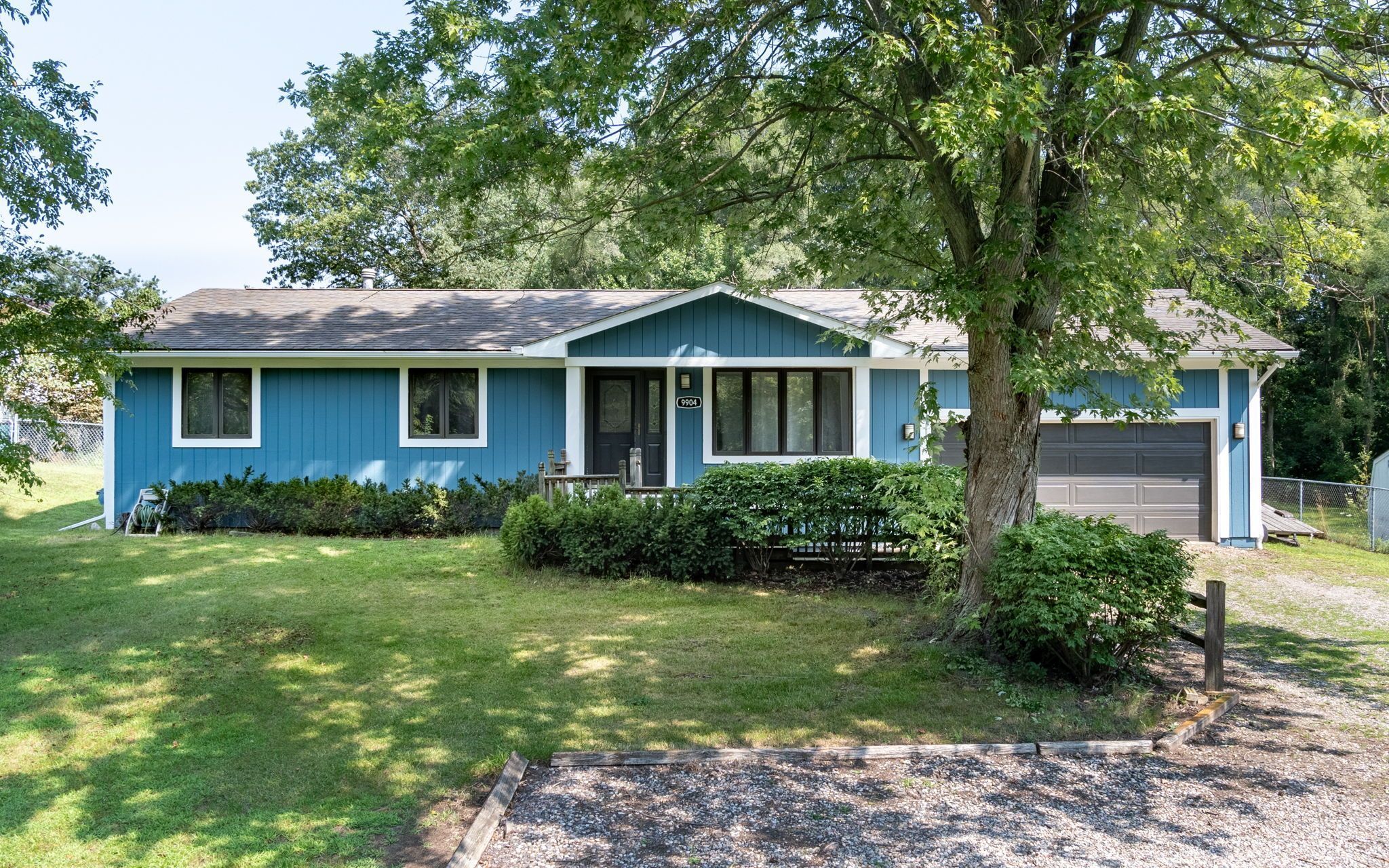 Cedar Island Rd, White Lake, MI 48386