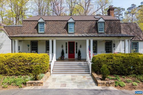 995 Old Garth Rd, Charlottesville, VA, 22901-1937 | Card Image