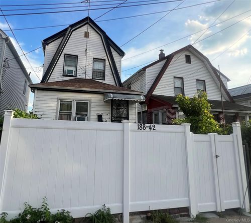 188-42 Woodhull Ave, Jamaica, NY, 11423-2810 | Card Image
