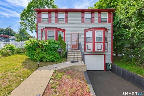 3 Lane Ave, Trumbull, CT, 06611-4801 | Card Image