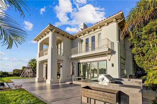 37 Vista Luci, Newport Coast, CA, 92657-1401 | Card Image