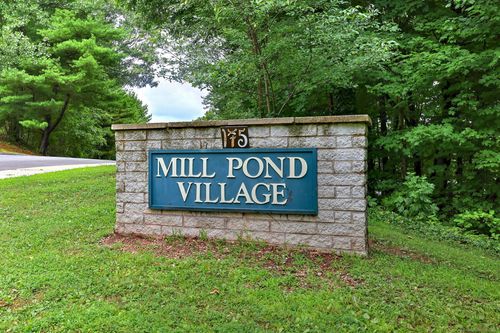 unit-455-175 Mill Pond Rd, Hamden, CT, 06514-1736 | Card Image