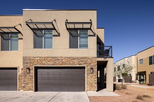 429 N 600 W, Moab, UT, 84532-5104 | Card Image