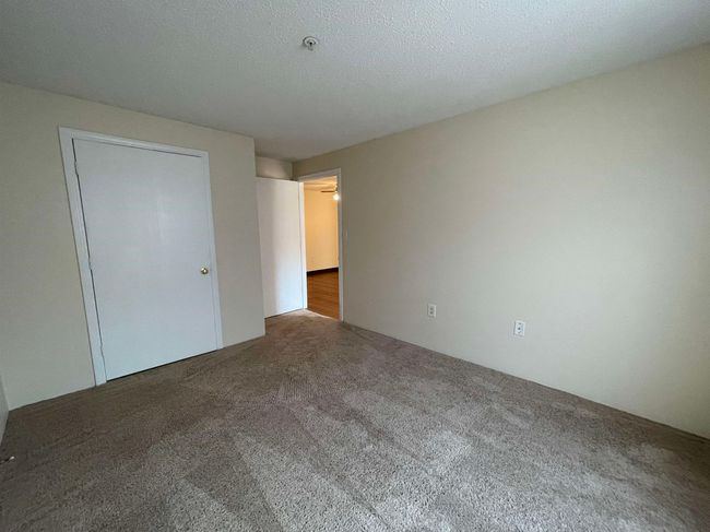 APT-201 - 96 Powers St, Condo with 2 bedrooms, 1 bathrooms and null parking in Milford NH | Image 33