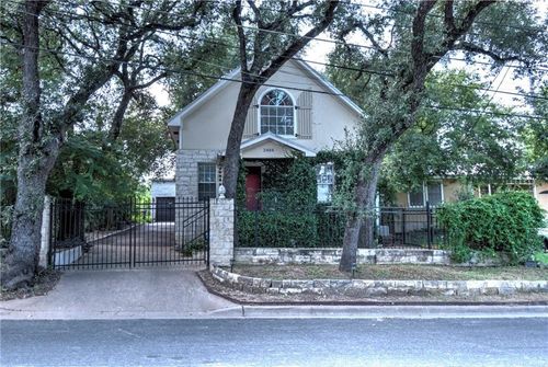 2404 Thornton Rd, Austin, TX, 78704-4908 | Card Image