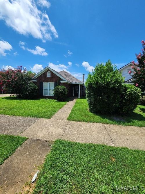 8725 Will Newton Dr, Montgomery, AL, 36117-3838 | Card Image