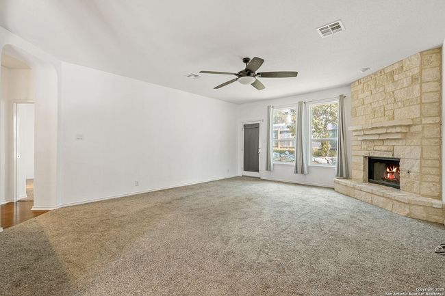 23014 Airedale Ln, House other with 4 bedrooms, 3 bathrooms and null parking in San Antonio TX | Image 4