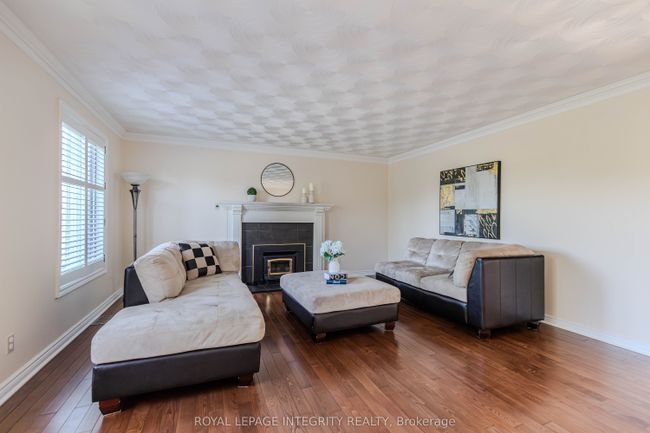 2025 Sixth Line Rd, House other with 4 bedrooms, 4 bathrooms and 20 parking in Dunrobin ON | Image 11