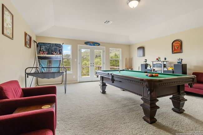 846 County Road 2763, House other with 3 bedrooms, 2 bathrooms and null parking in Mico TX | Image 24