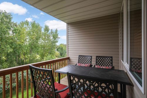 6101 Boulder Ridge Dr, Rockford, MN, 55373-4539 | Card Image