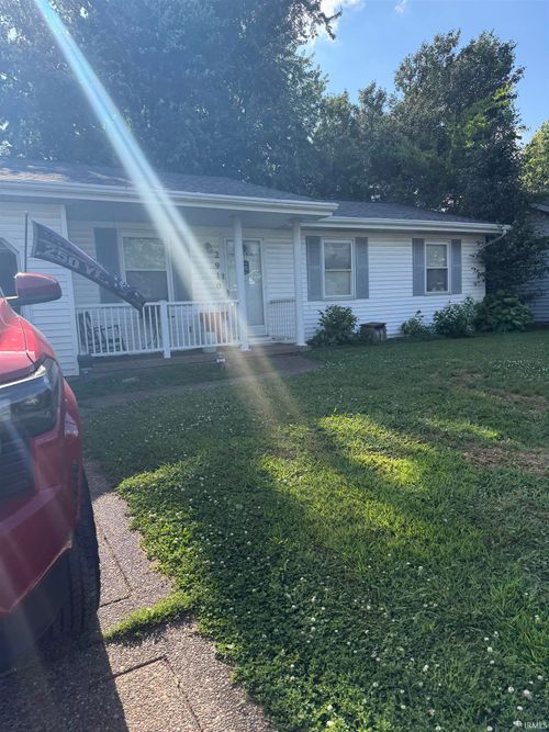 2910 Squire Lane, Evansville, IN, 47715 | Card Image
