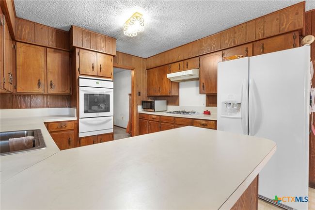 Kitchen | Image 15