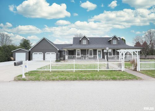 417 Margaret St, Atkinson, IL, 61235-9704 | Card Image