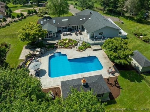 9 Mirage Dr, Branford, CT, 06405-2744 | Card Image