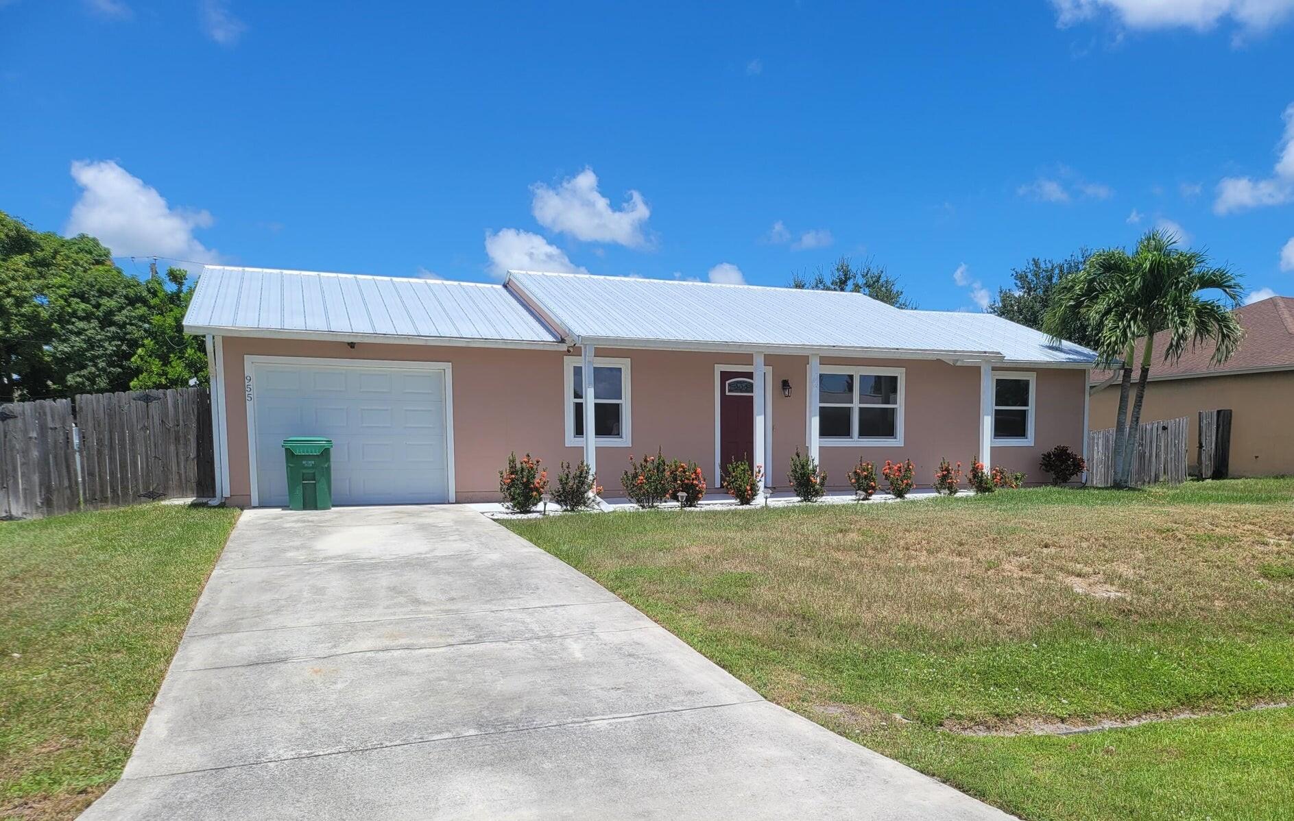 Residential Lease in Port St Lucie