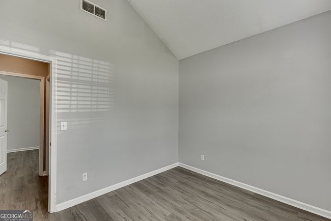 2464 Laurelfield Dr, House other with 3 bedrooms, 2 bathrooms and null parking in Grayson GA | Image 5