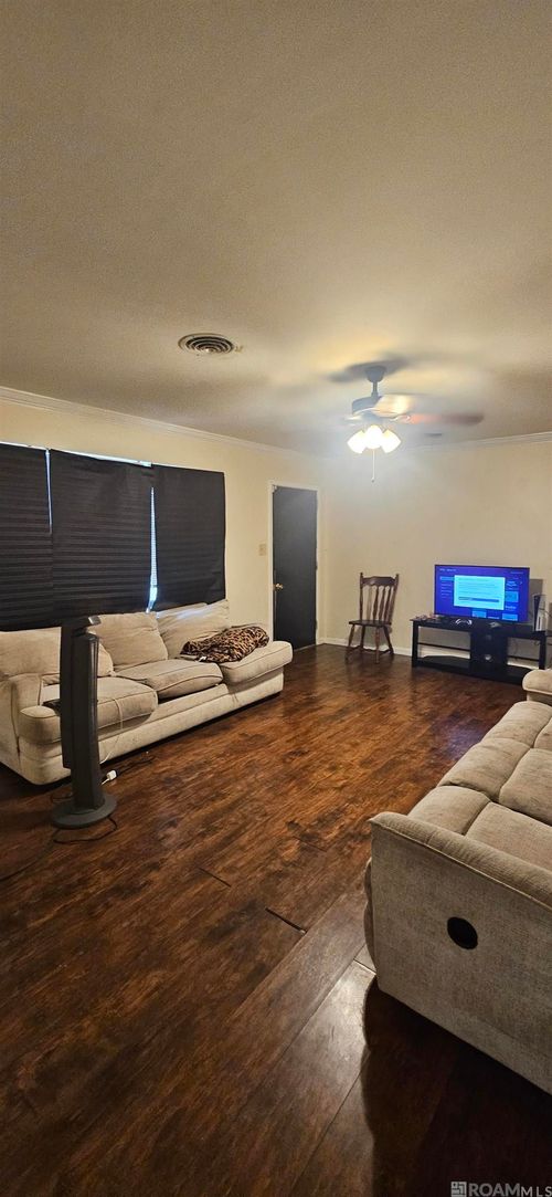 25355 Dickinson Rd, Plaquemine, LA, 70764-4415 | Card Image