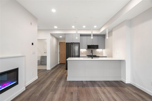 302-1102 Esquimalt Rd, Esquimalt, BC, V9A3N4 | Card Image