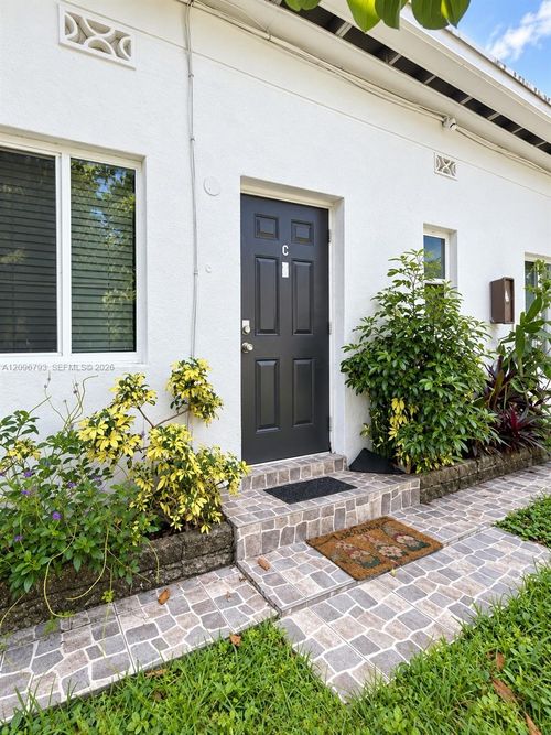 c-60 Ne 78th St, Miami, FL, 33138-4340 | Card Image