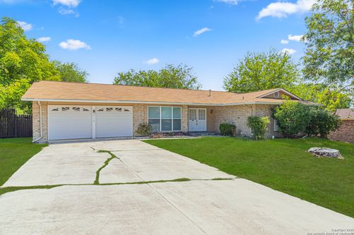 2110 Cross Key Dr, San Antonio, TX, 78245-1914 | Card Image