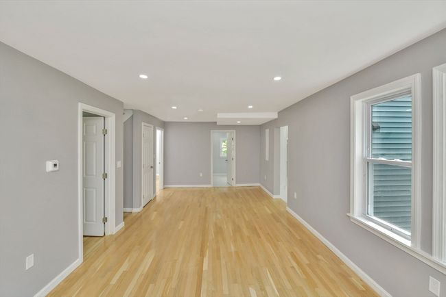 87 Summer St, House other with 4 bedrooms, 3 bathrooms and 6 parking in Abington MA | Image 13