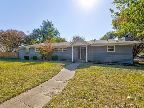 3511 Corto Ave, Fort Worth, TX, 76109-4557 | Card Image