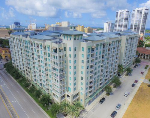 403-480 Hibiscus St, West Palm Beach, FL, 33401-5866 | Card Image