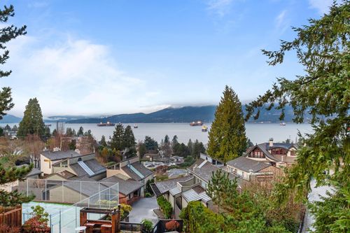 1995 Sasamat Pl, Vancouver, BC, V6R4A3 | Card Image