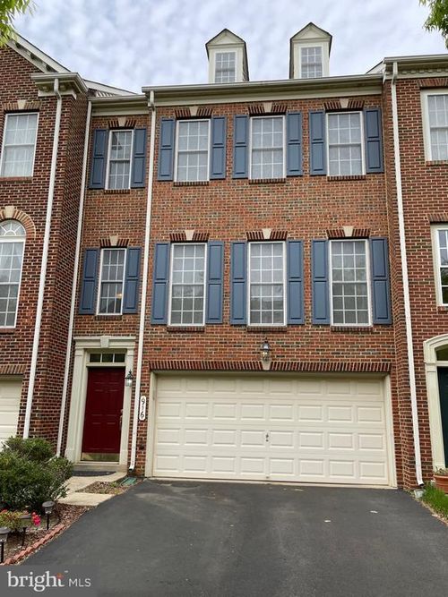 916 Highland Ridge Ave, GAITHERSBURG, MD, 20878-5837 | Card Image