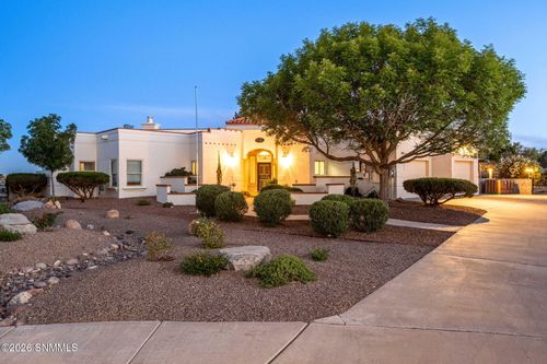 2647 Cumbres Ct, Las Cruces, NM, 88011-9032 | Card Image