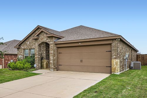 1001 Alton Dr, Aubrey, TX, 76227-1472 | Card Image
