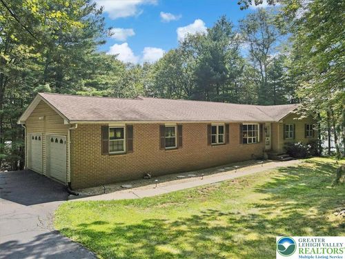 2171 White Pine Drive, Chestnuthill Twp, PA, 18322 | Card Image