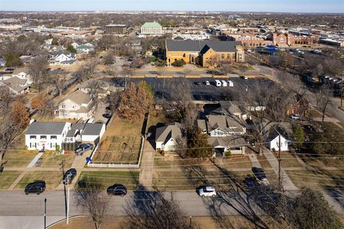 317 W Symmes St, Norman, OK, 73069-5655 | Card Image
