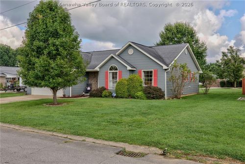 101 Gibbs St, Ravenswood, WV, 26164-9653 | Card Image