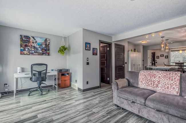 275 Pantego Lane Nw, Home with 3 bedrooms, 2 bathrooms and 2 parking in Calgary AB | Image 10