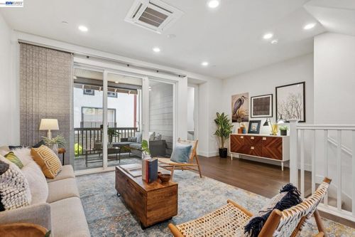 1815 Balsa St, Alameda, CA, 94501-6888 | Card Image