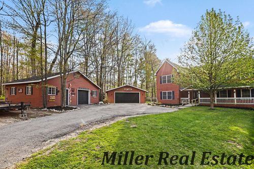 300 Bethany Dr, Hastings, MI, 49058-8282 | Card Image